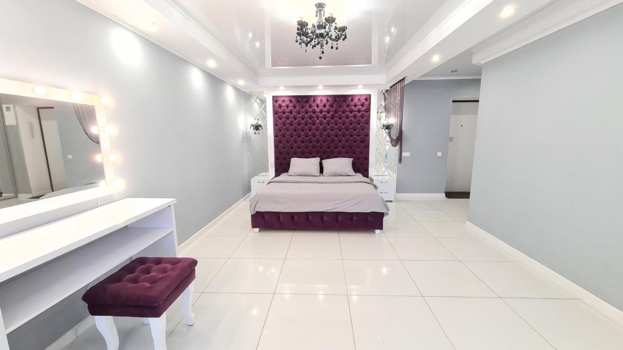 Apartaments On Prospekt Mira 35 كريفوي روغ المظهر الخارجي الصورة