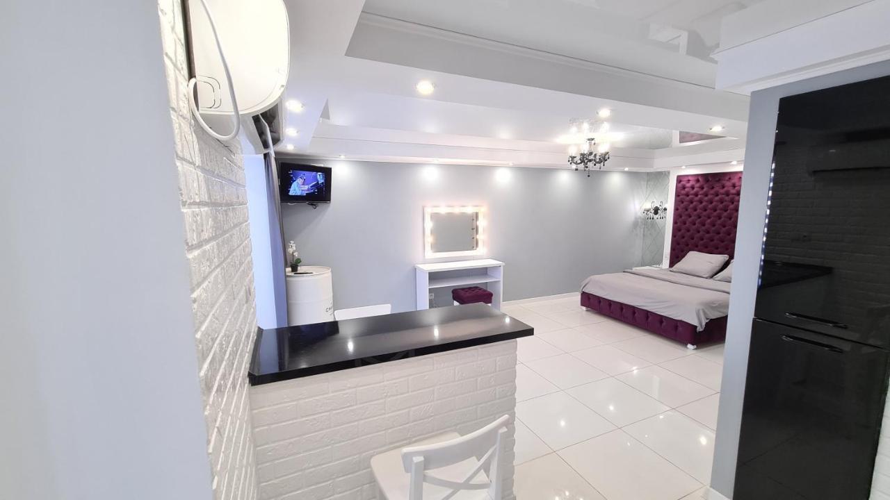 Apartaments On Prospekt Mira 35 كريفوي روغ المظهر الخارجي الصورة